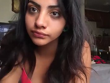 Indian Hot GF With While Men